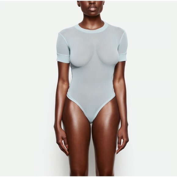 SKIMS Summer Mesh T-Shirt Bodysuit Sky Medium - Picture 1 of 13